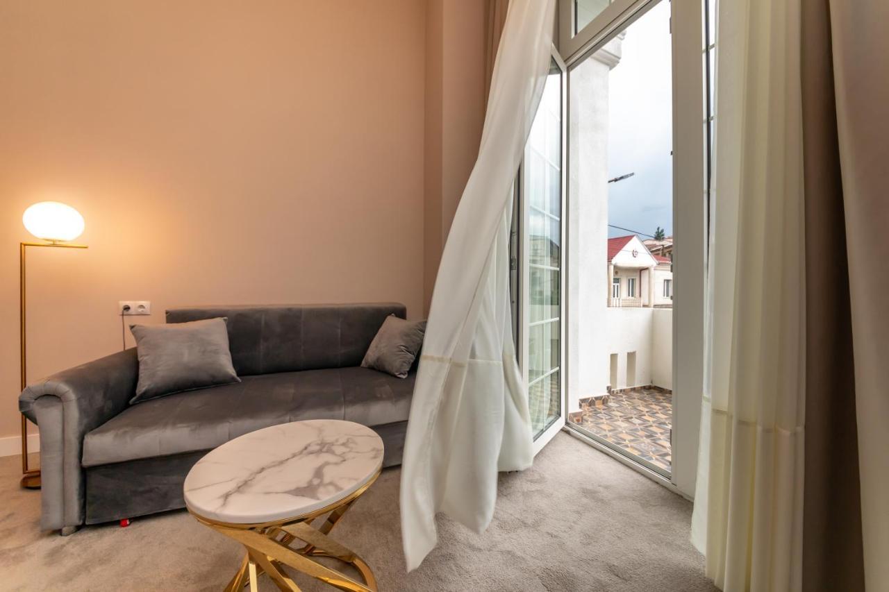 Newport Hotel Kutaisi Dış mekan fotoğraf