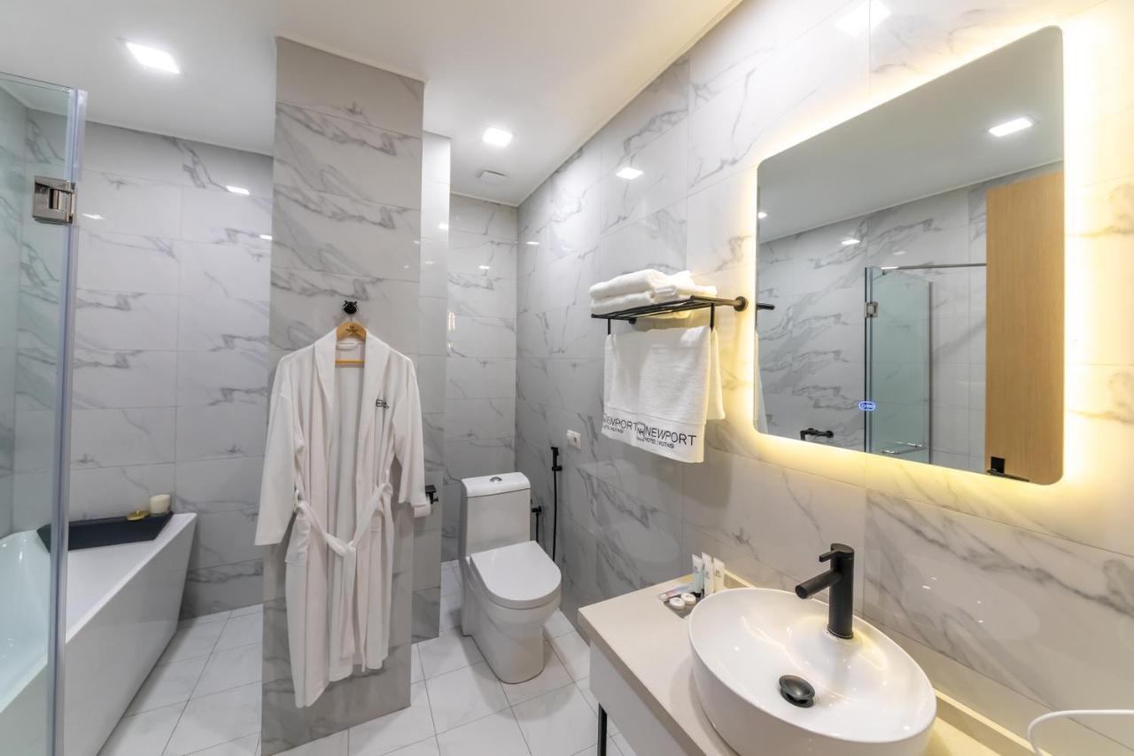 Newport Hotel Kutaisi Dış mekan fotoğraf