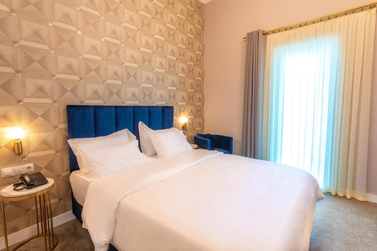 Newport Hotel Kutaisi Dış mekan fotoğraf