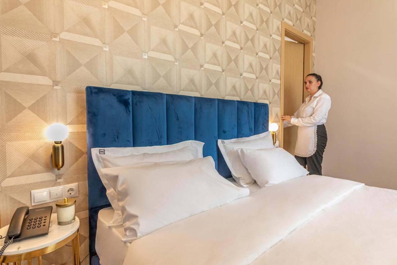 Newport Hotel Kutaisi Dış mekan fotoğraf