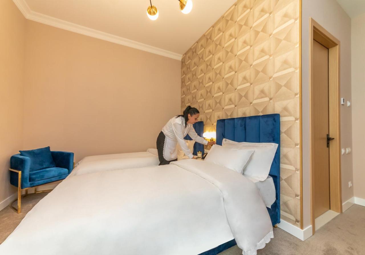 Newport Hotel Kutaisi Dış mekan fotoğraf