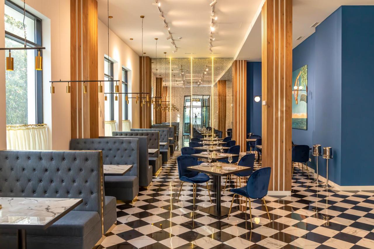 Newport Hotel Kutaisi Dış mekan fotoğraf