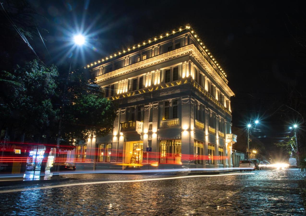 Newport Hotel Kutaisi Dış mekan fotoğraf